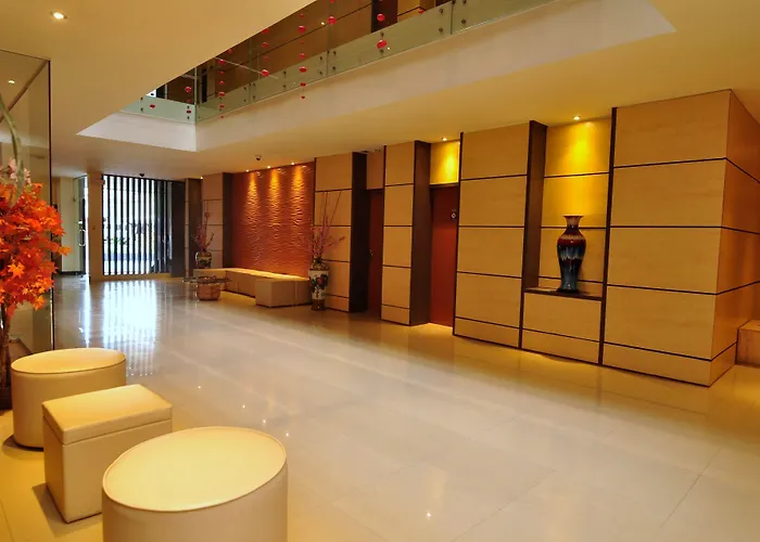 Hotel Dynasty Tourist