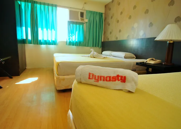 Hotel Dynasty Tourist 3*
