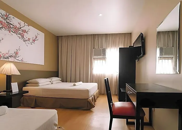 Hotel Dynasty Tourist
