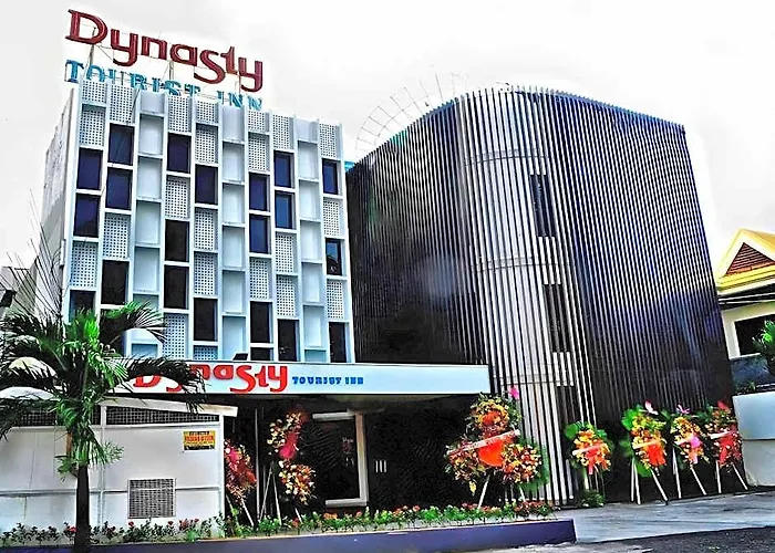 Hotel Dynasty Tourist